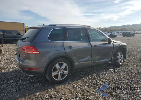 2013 Volkswagen Touareg V6 Tdi z USA, uszkodzony, nr VIN WVGEP9BP8DD006722